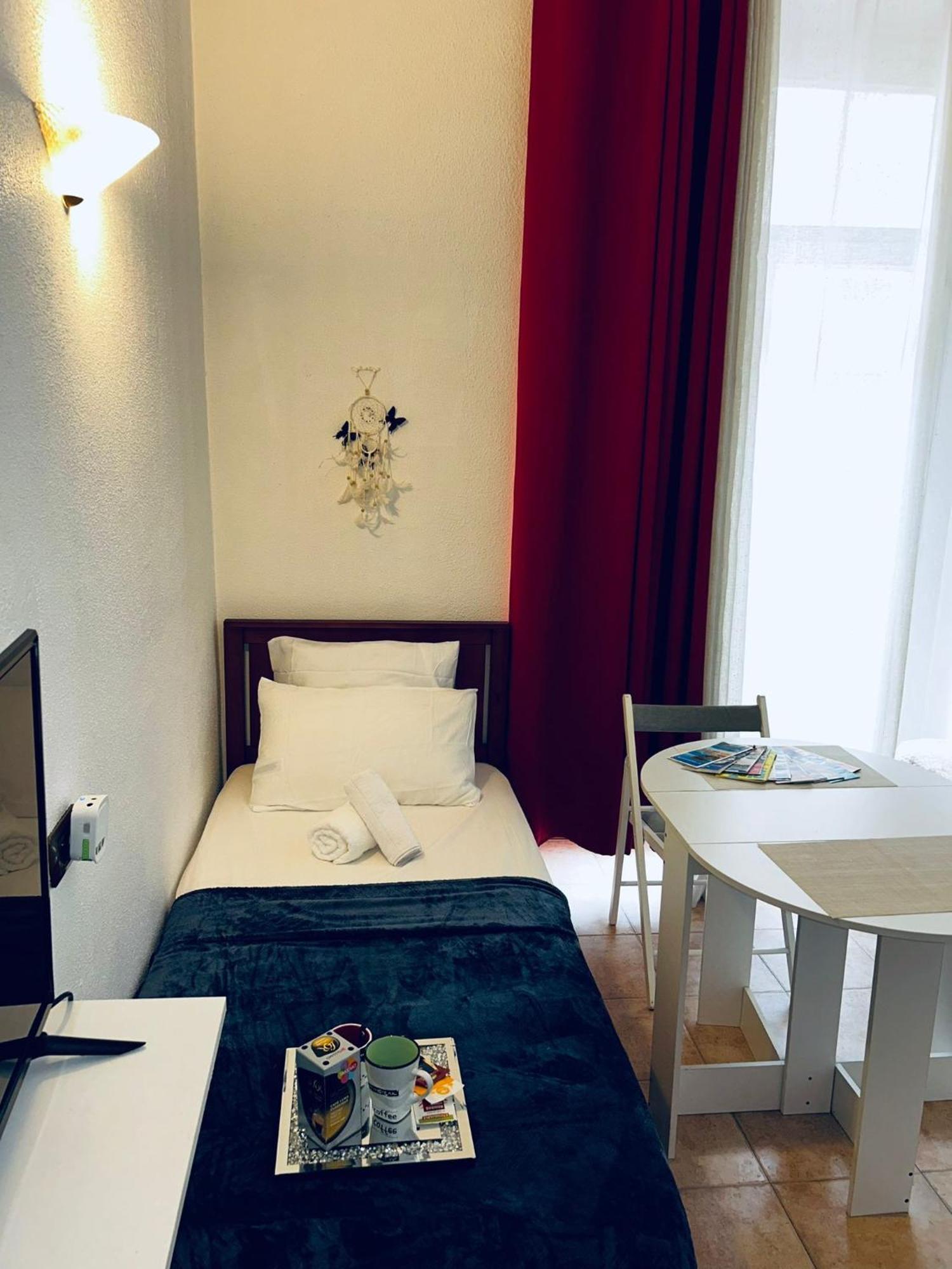ניס Lovely Studio Air Conditonned City Center מראה חיצוני תמונה